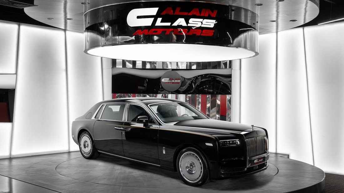 Sedan in Dubai, United Arab Emirates 1 - 17926407