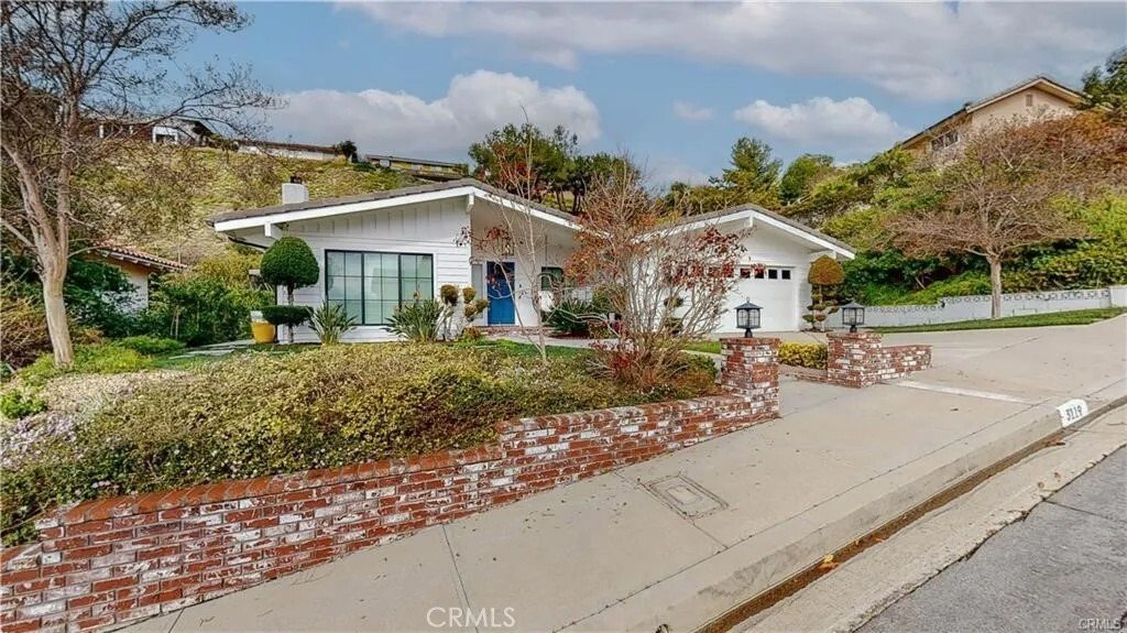House in Burbank, California, United States 1 - 17673438