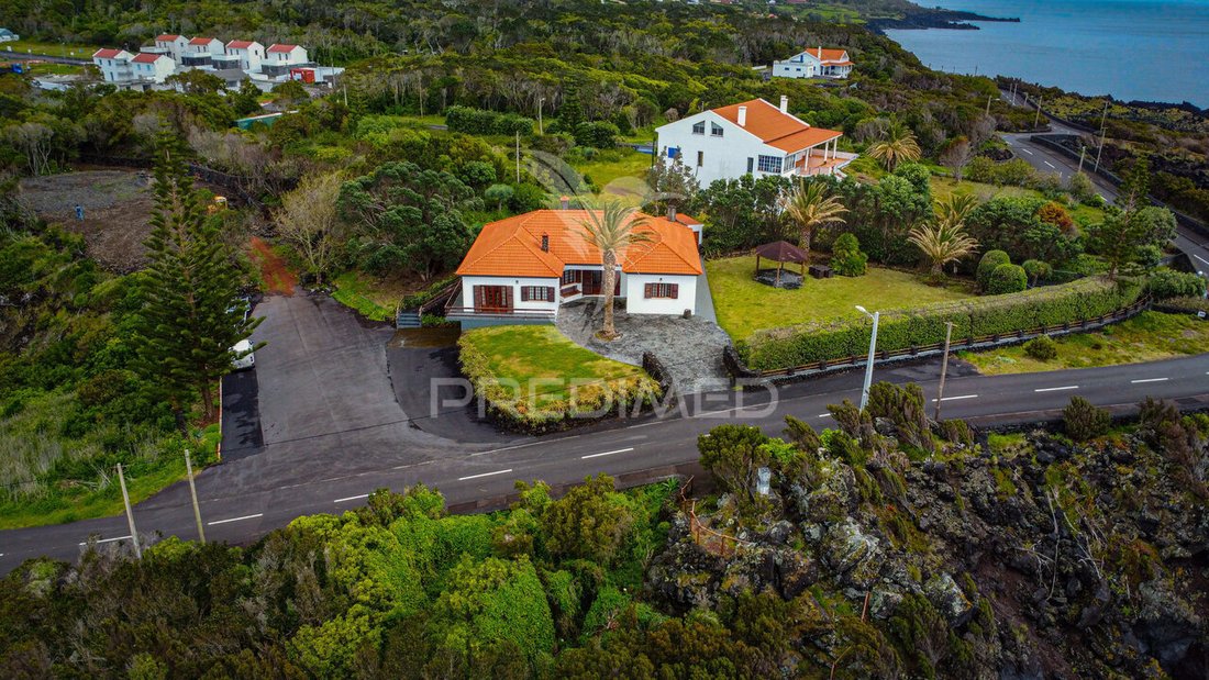 House in Urzelina, Azores, Portugal 3 - 17926633