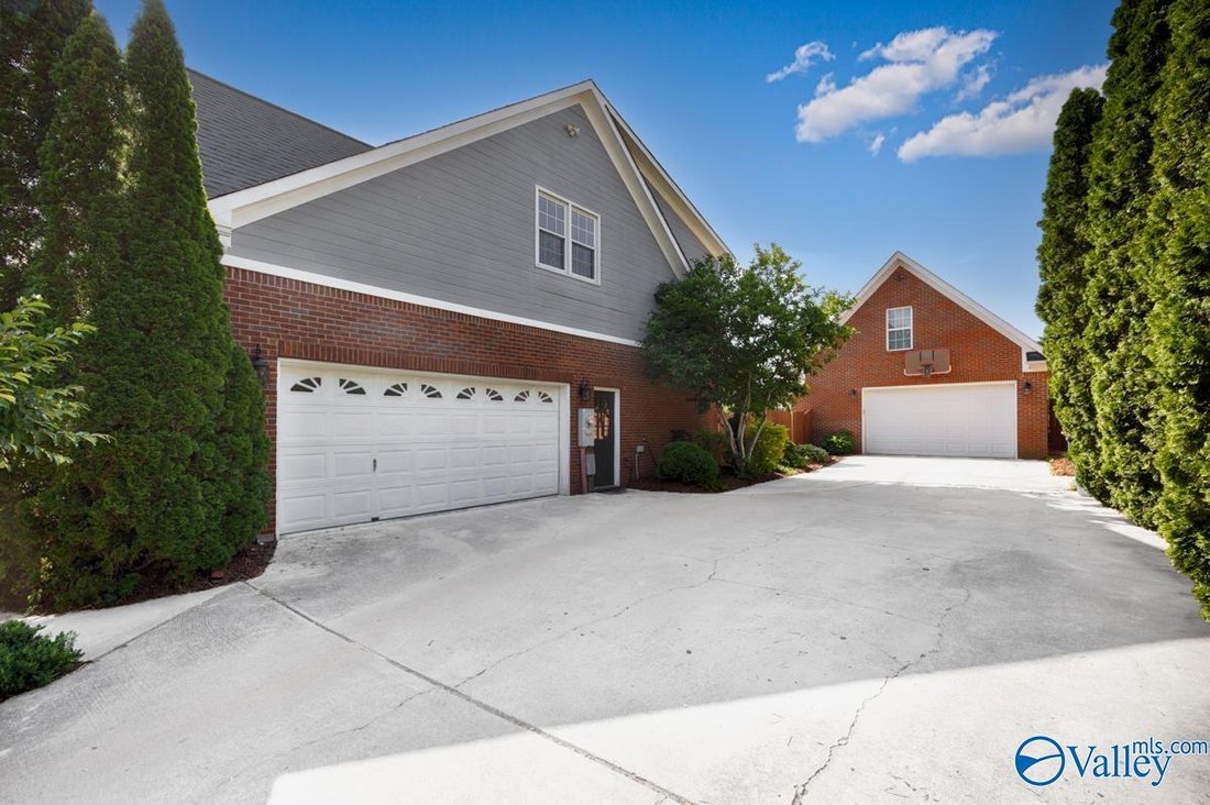 House in Madison, Alabama, United States 2 - 17925376