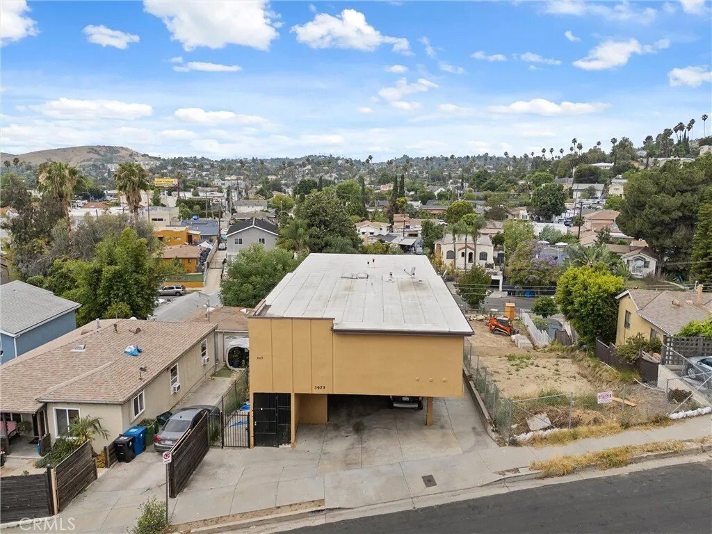 Los Angeles, California, United States 4 - 17926203