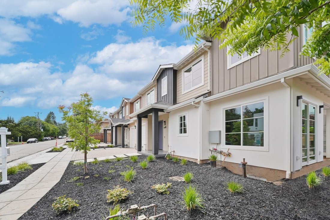 Townhouse in Los Altos Hills, California, United States 2 - 17925219