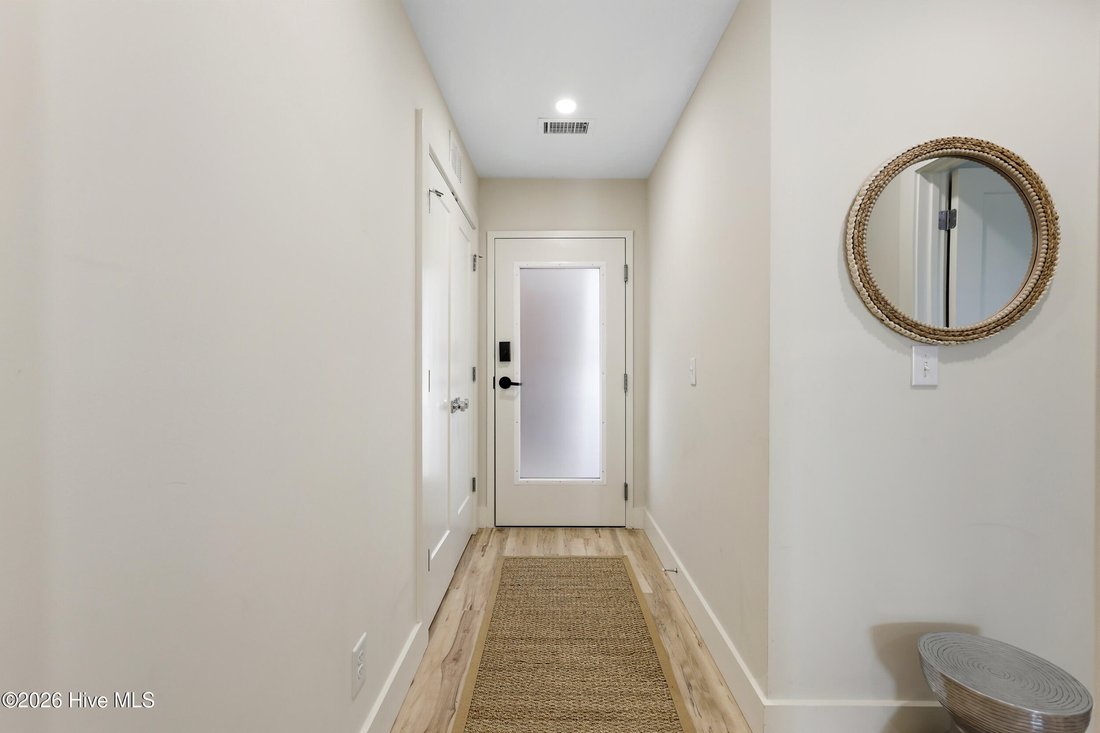 Condo in Carolina Beach, North Carolina, United States 3 - 17666090