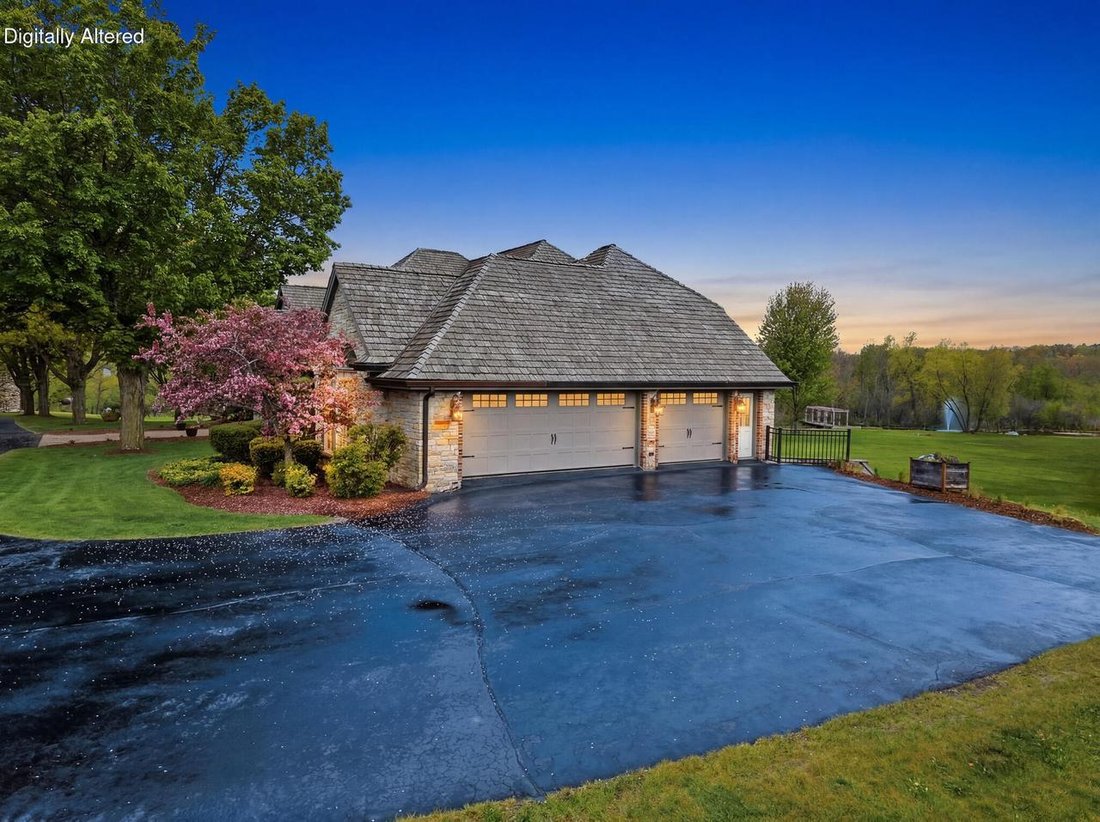 House in Slinger, Wisconsin, United States 5 - 17925076