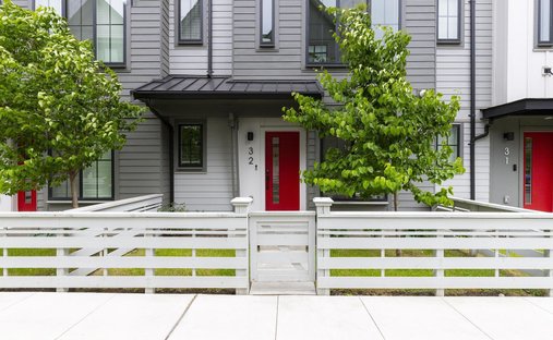 Townhouse in Kelowna, British Columbia, Canada 1