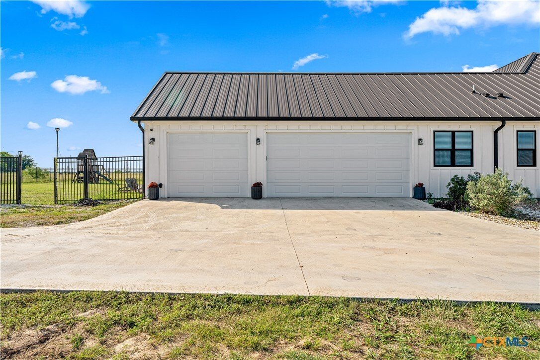 House in Crawford, Texas, United States 4 - 17925252