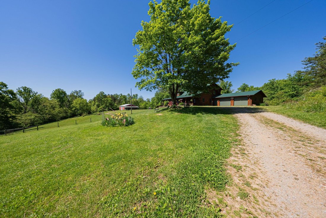 House in Logan, Ohio, United States 2 - 17925502