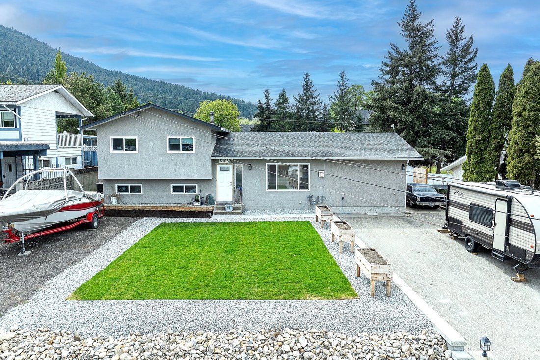 House in Vernon, British Columbia, Canada 2 - 17925029