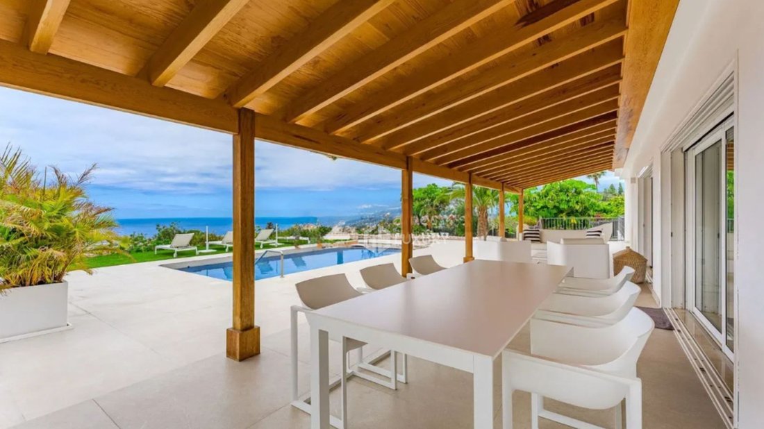 House in Adeje, Canary Islands, Spain 2 - 17925762