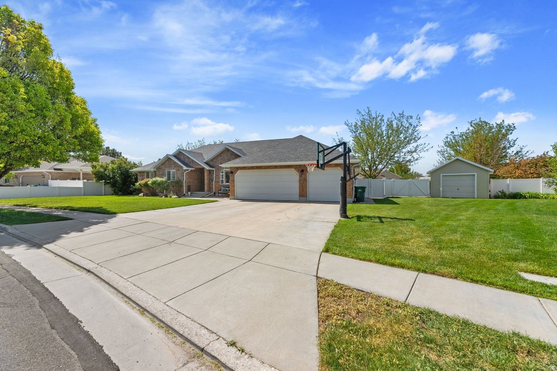 House in Riverton, Utah, United States 2 - 17925387