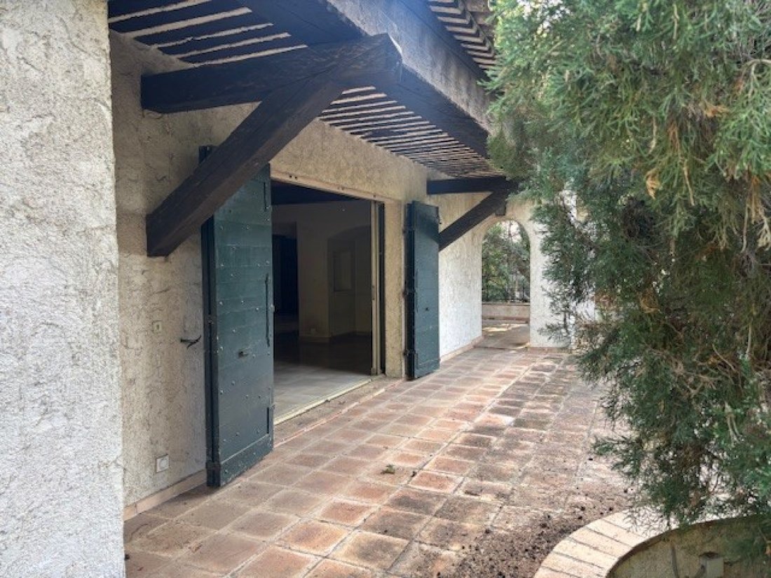 Estate in Maurice Jeanpierre, Le Cannet, France 3 - 17865389
