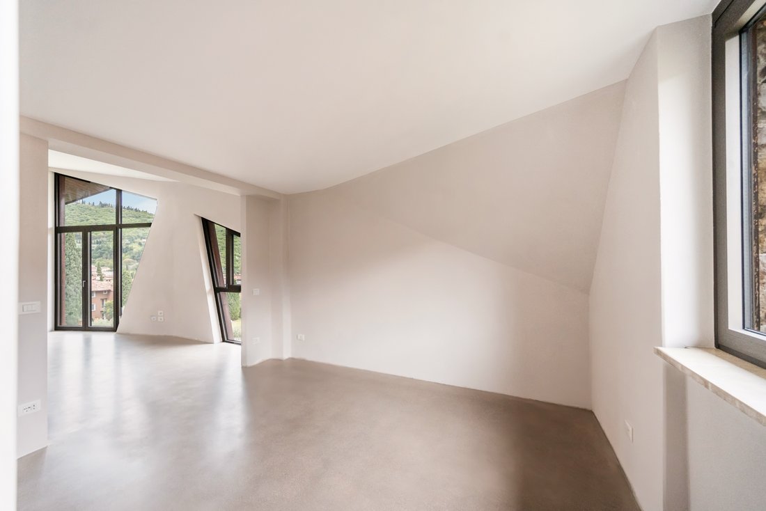 Apartment in Garda, Veneto, Italy 2 - 17926359