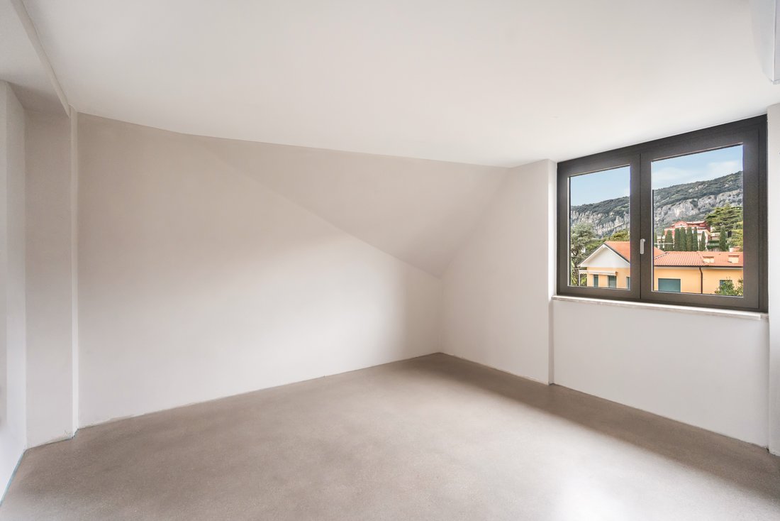 Apartment in Garda, Veneto, Italy 5 - 17926359