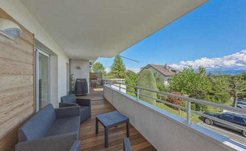 Apartment in Divonne-les-Bains, Auvergne-Rhône-Alpes, France 1