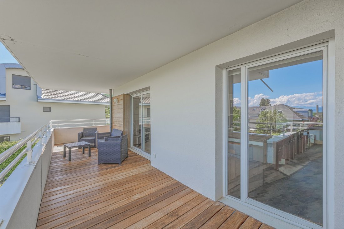 Apartment in Divonne-les-Bains, Auvergne-Rhône-Alpes, France 3 - 17925009
