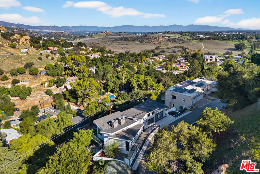 House in West Hills, California, United States 4 - 17925828