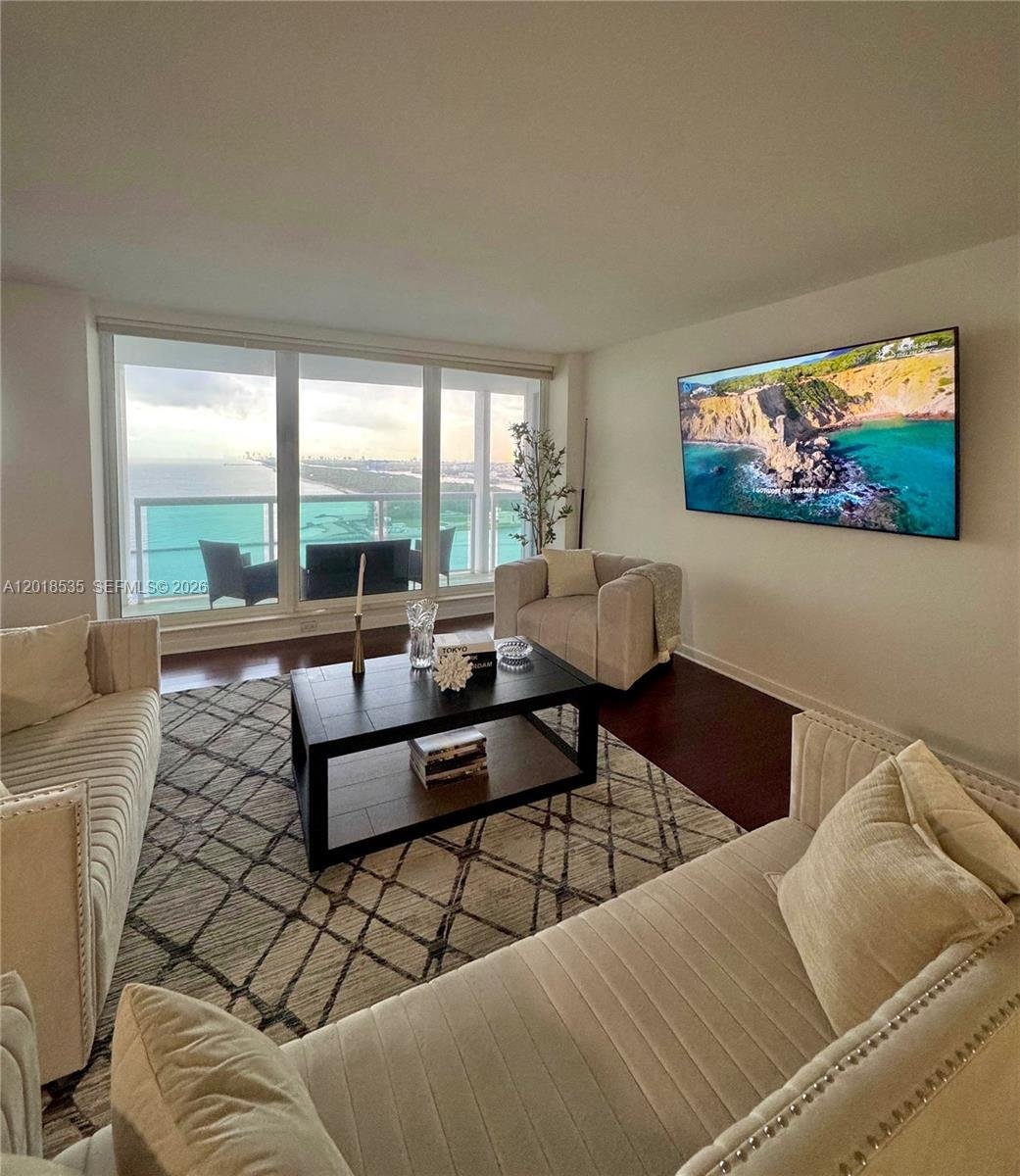 Condo in Fort Lauderdale, Florida, United States 4 - 17925319
