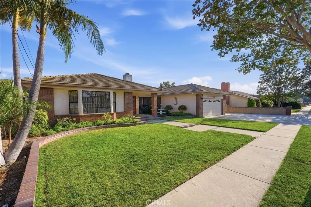House in Bellflower, California, United States 3 - 17926210