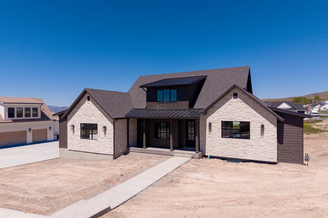 House in Hyde Park, Utah, United States 1 - 17925379