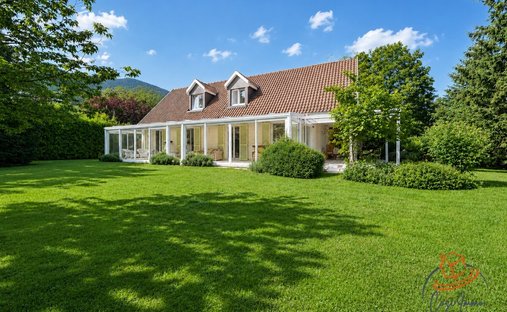 Casa a Échenevex, Alvernia-Rodano-Alpi, Francia 1