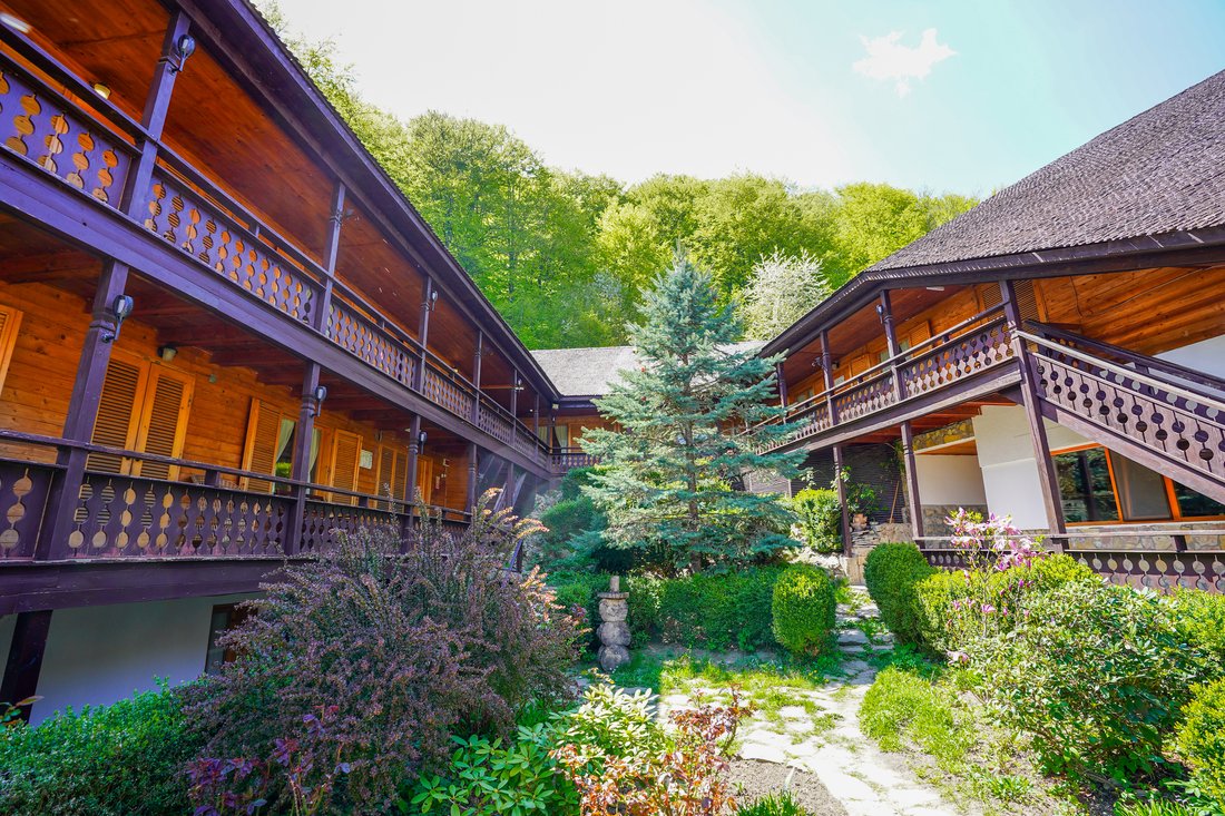 House in Lepșa, Vrancea County, Romania 1 - 17926376