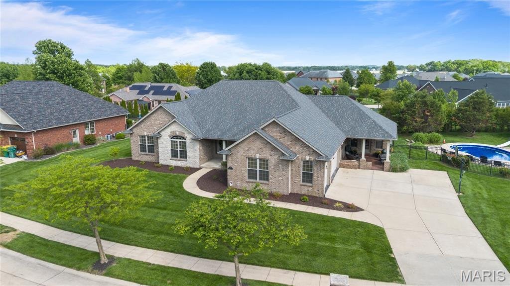 House in O'Fallon, Illinois, United States 1 - 17925359