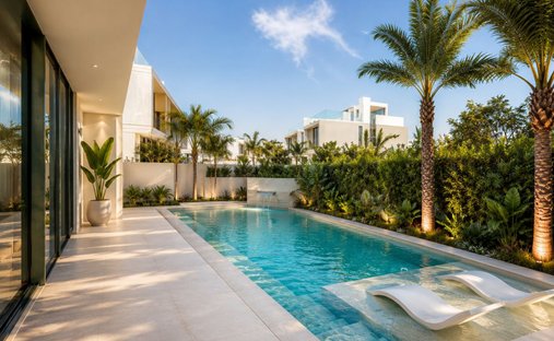 Villa in Hadaeq Sheikh Mohammed Bin Rashid, Dubai, United Arab Emirates 1