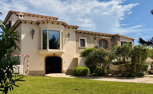 Villa in Alicante, Valencian Community, Spain 1