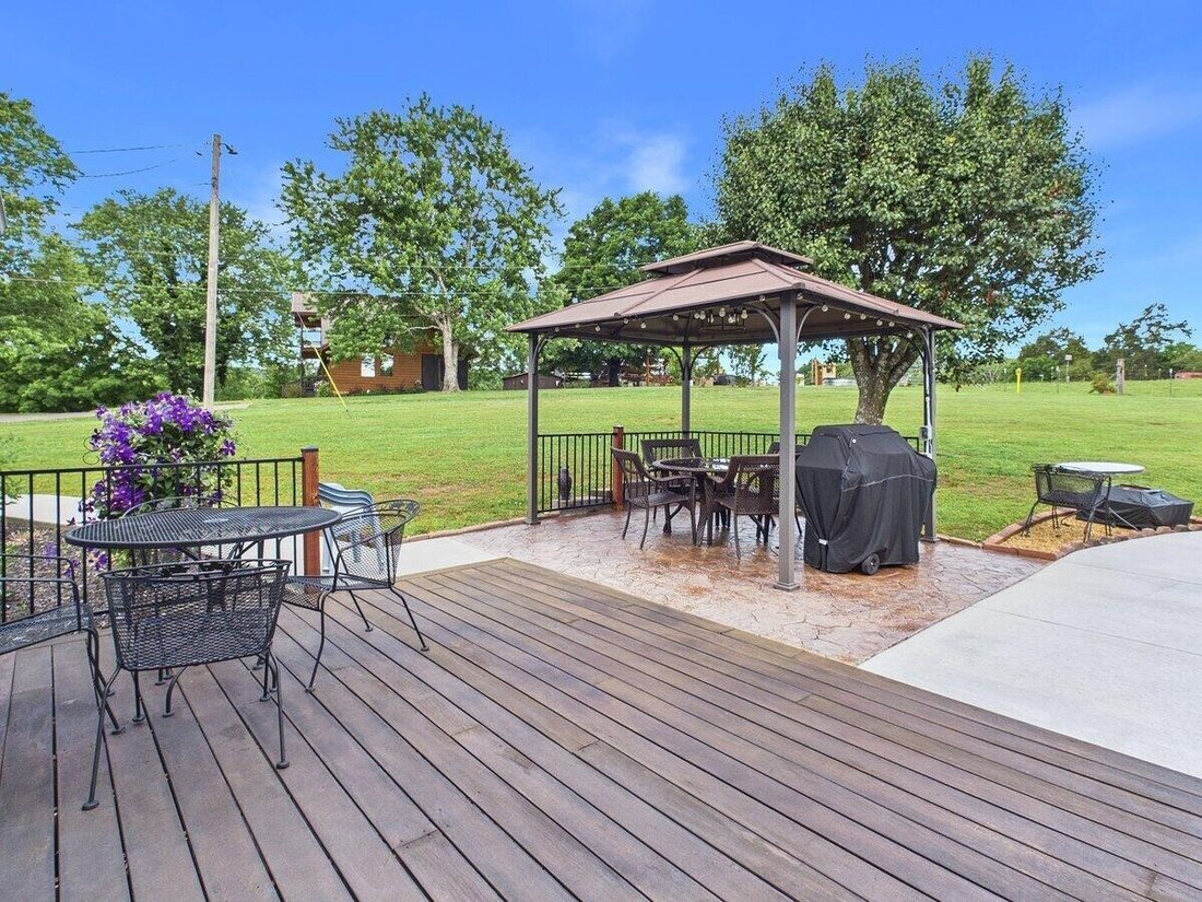 House in Riceville, Tennessee, United States 2 - 17925803