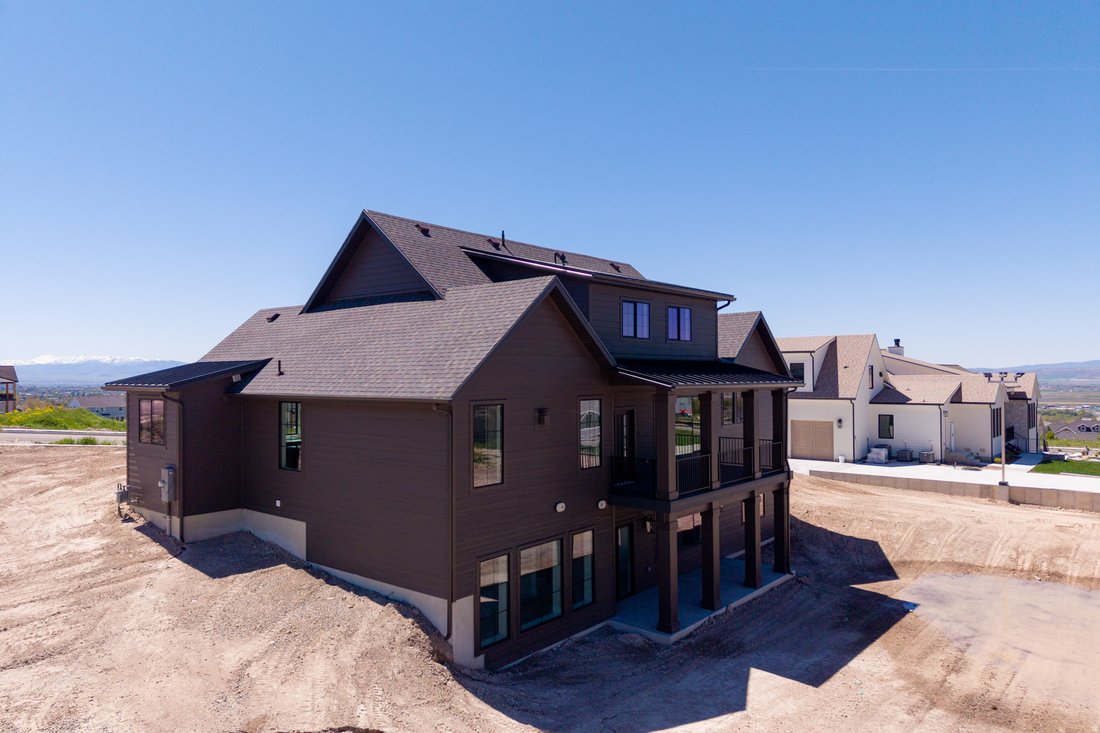 House in Hyde Park, Utah, United States 5 - 17925379