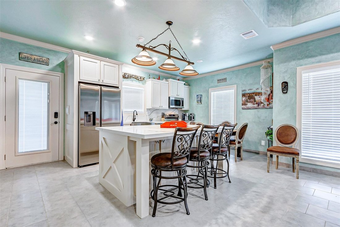 House in Bolivar Peninsula, Texas, United States 4 - 17925811