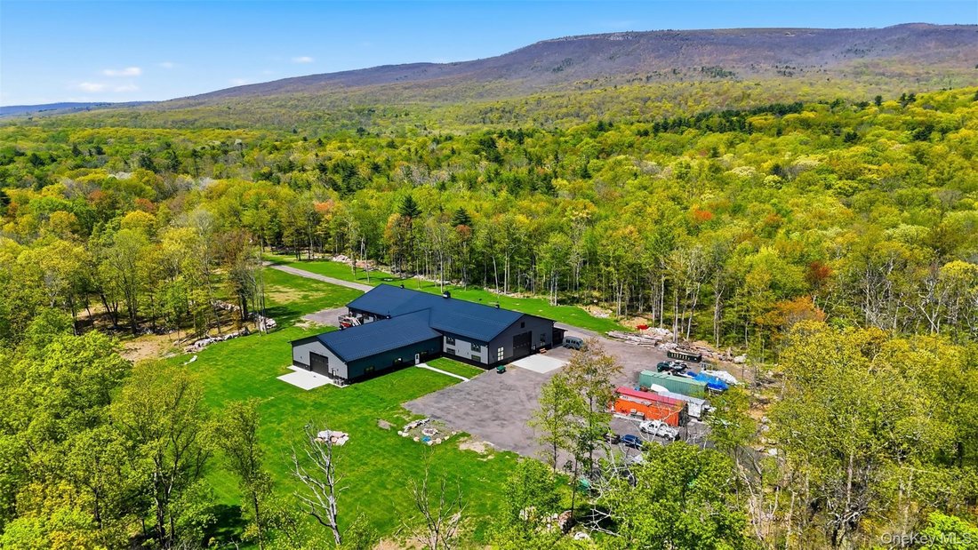 House in Pine Bush, New York, United States 1 - 17925624