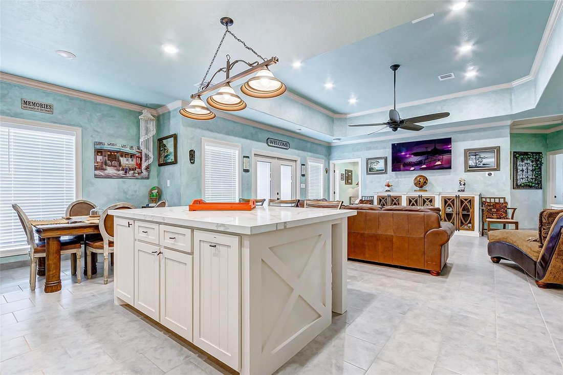 House in Bolivar Peninsula, Texas, United States 3 - 17925811