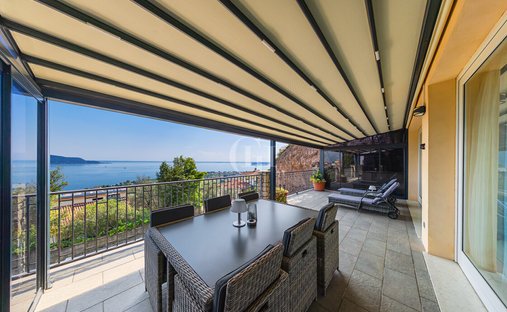 Apartment in Gaino - Pulciano, Toscolano, Lombardy 1