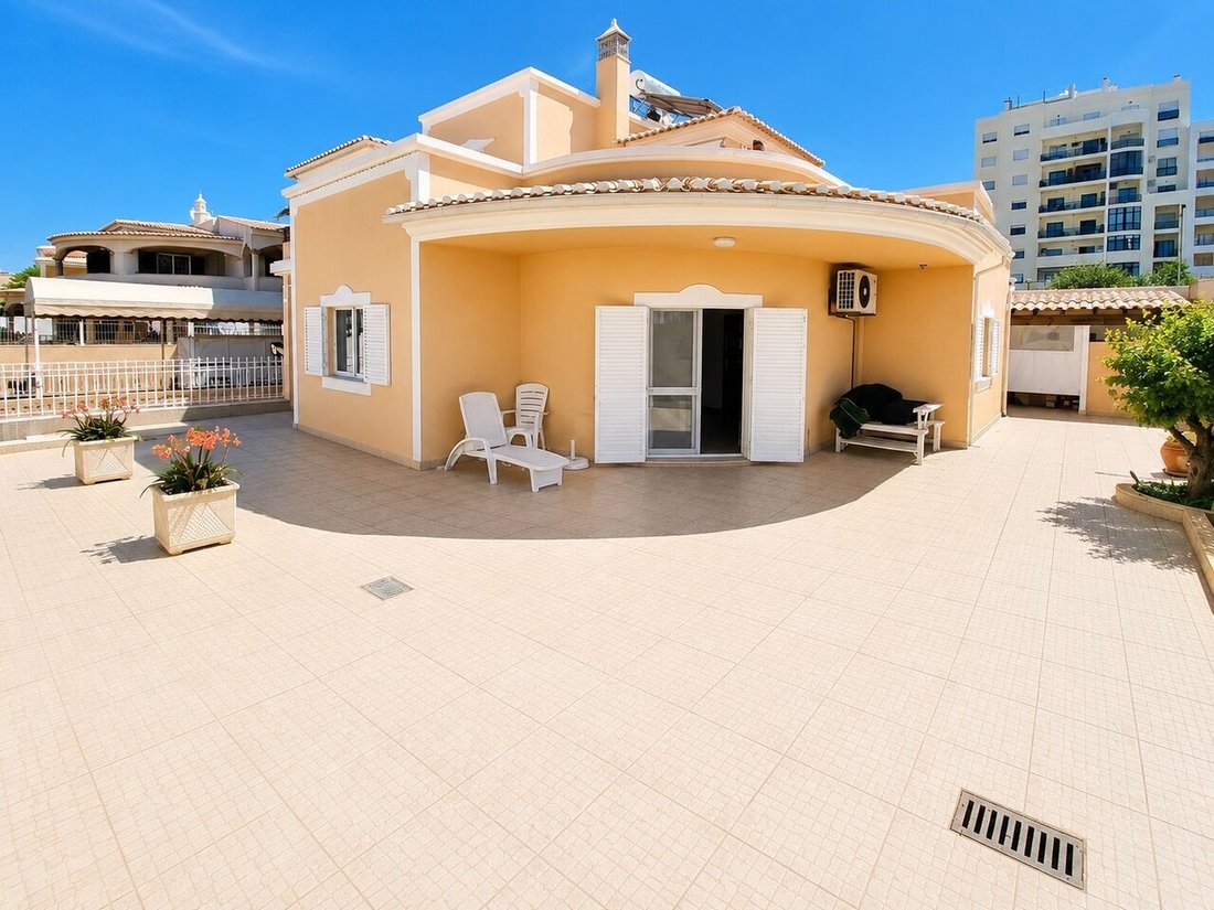 House in Portimao, Algarve, Portugal 1 - 15672634
