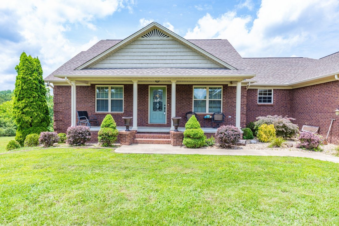 House in Lawrenceburg, Tennessee, United States 2 - 17925842