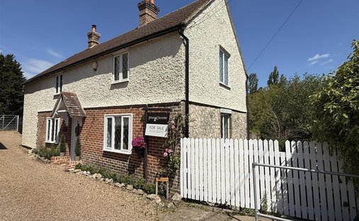 House in Loose, England 1