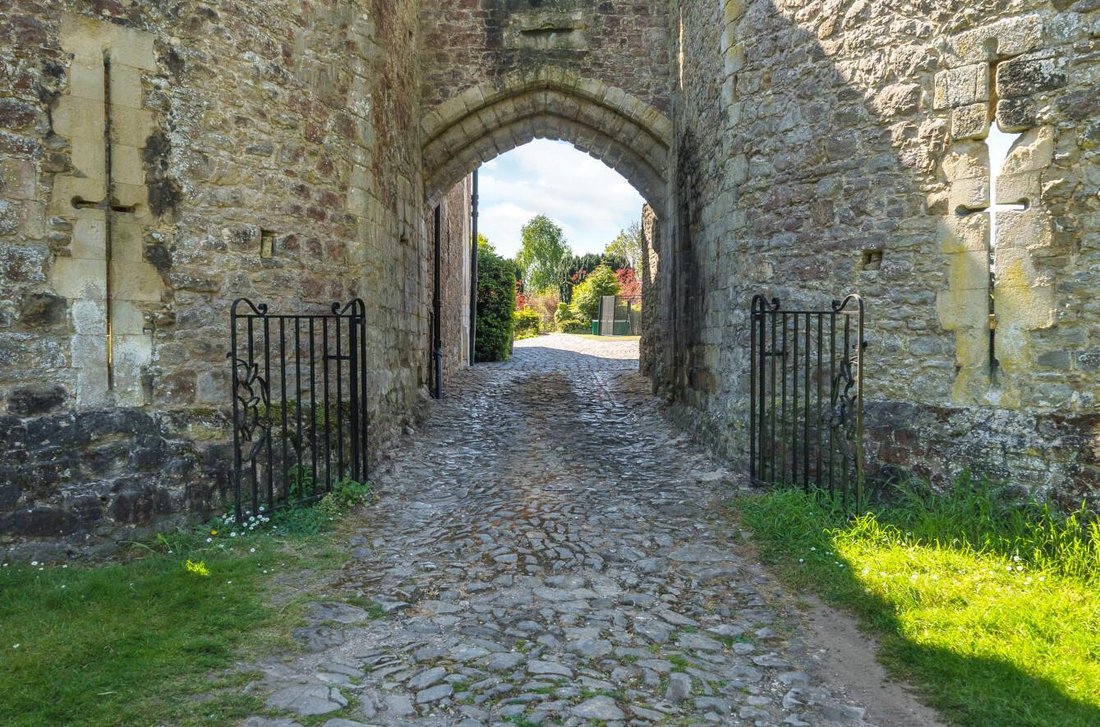 House in Leybourne, England 3 - 17926368