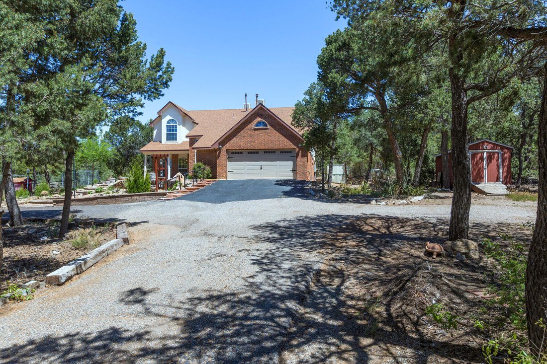 House in Tijeras, New Mexico, United States 1 - 17925725