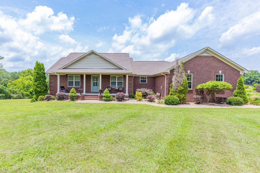 House in Lawrenceburg, Tennessee, United States 1 - 17925842