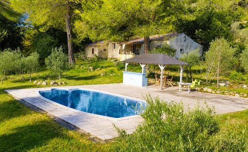 House in Signes, Provence-Alpes-Côte d'Azur, France 1