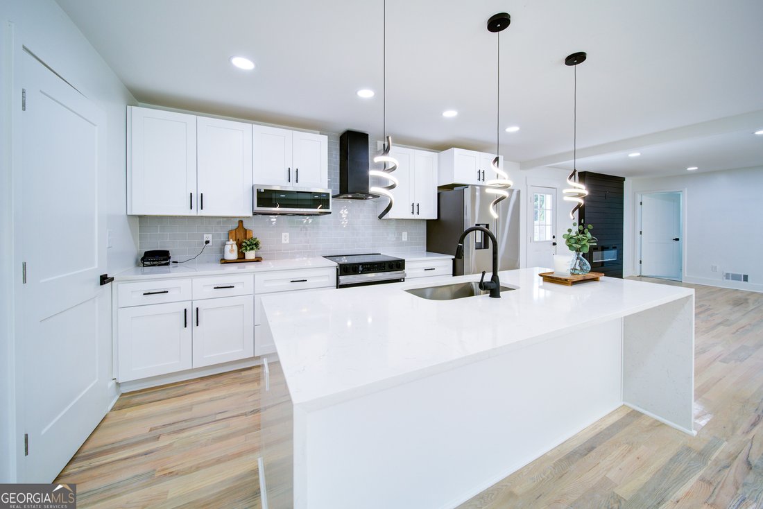 House in Lilburn, Georgia, United States 5 - 17926024