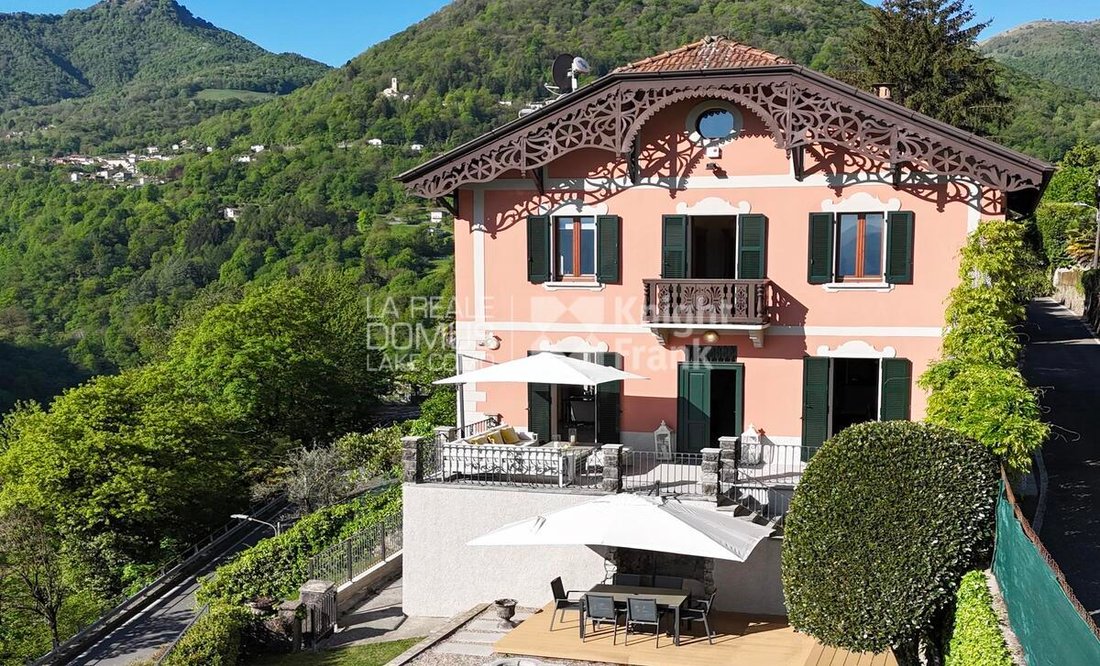 Villa in Dizzasco, Lombardy, Italy 1 - 17926692