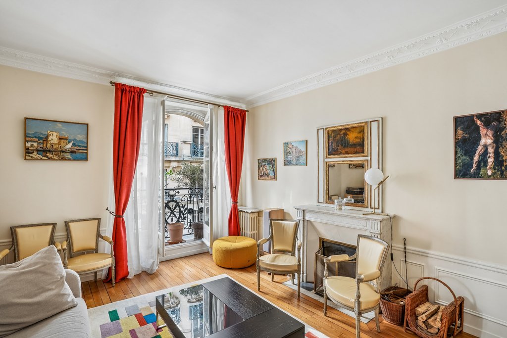 Apartment in Montmartre, Paris 18e Arrondissement, Paris 3 - 17926752