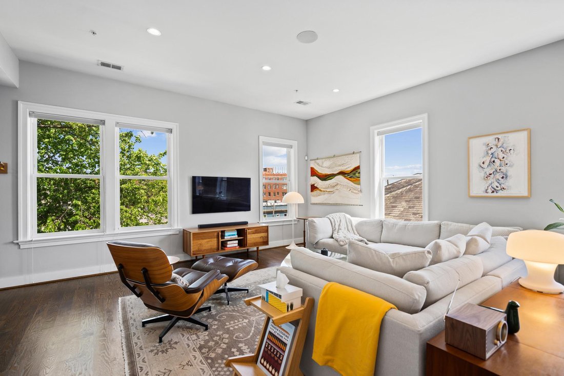 Condo in Washington, District of Columbia, United States 5 - 17926745