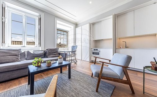 Apartment in Misericordia, Lisbon, Portugal 1