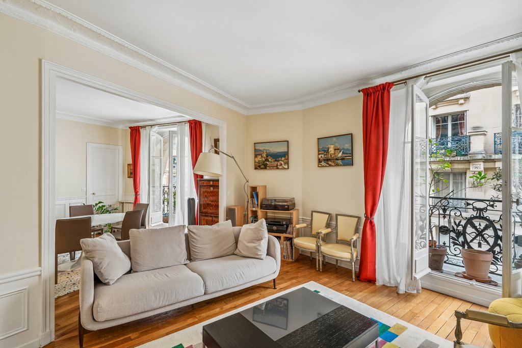 Apartment in Montmartre, Paris 18e Arrondissement, Paris 4 - 17926752