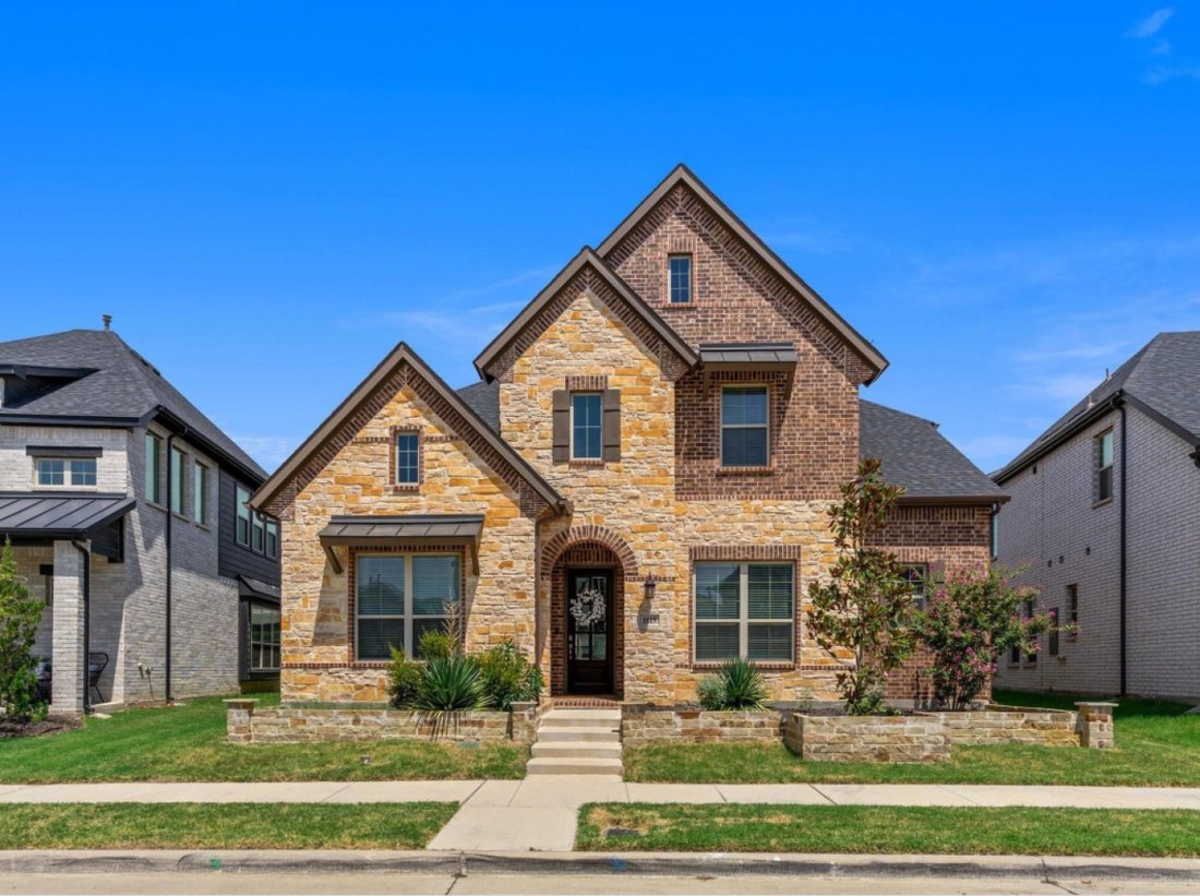 House in Farmers Branch, Texas, United States 1 - 17926646