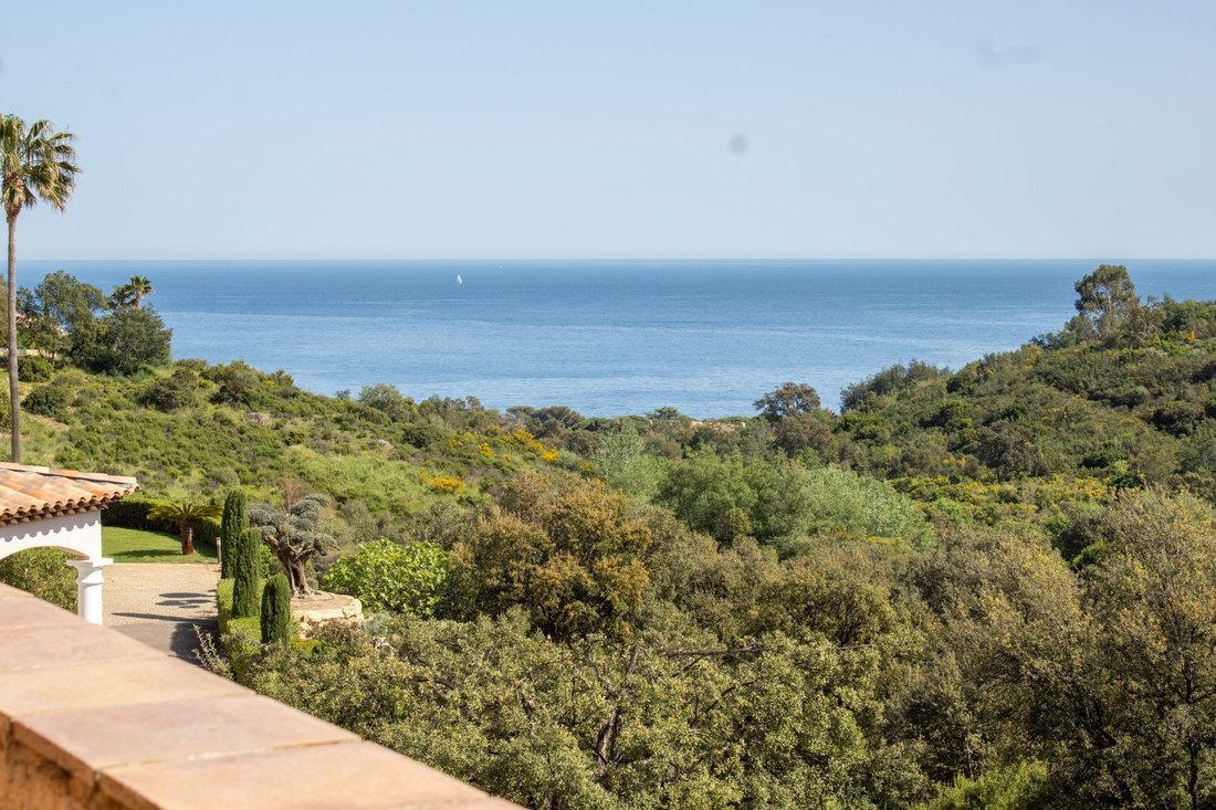 House in Nartelle-Noyer-Bellevue-bd des Sardinaux, Sainte-Maxime, France 1 - 17926792