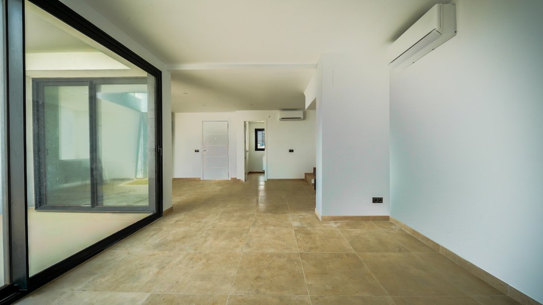 Townhouse in Estepona, Andalusia, Spain 5 - 17926507